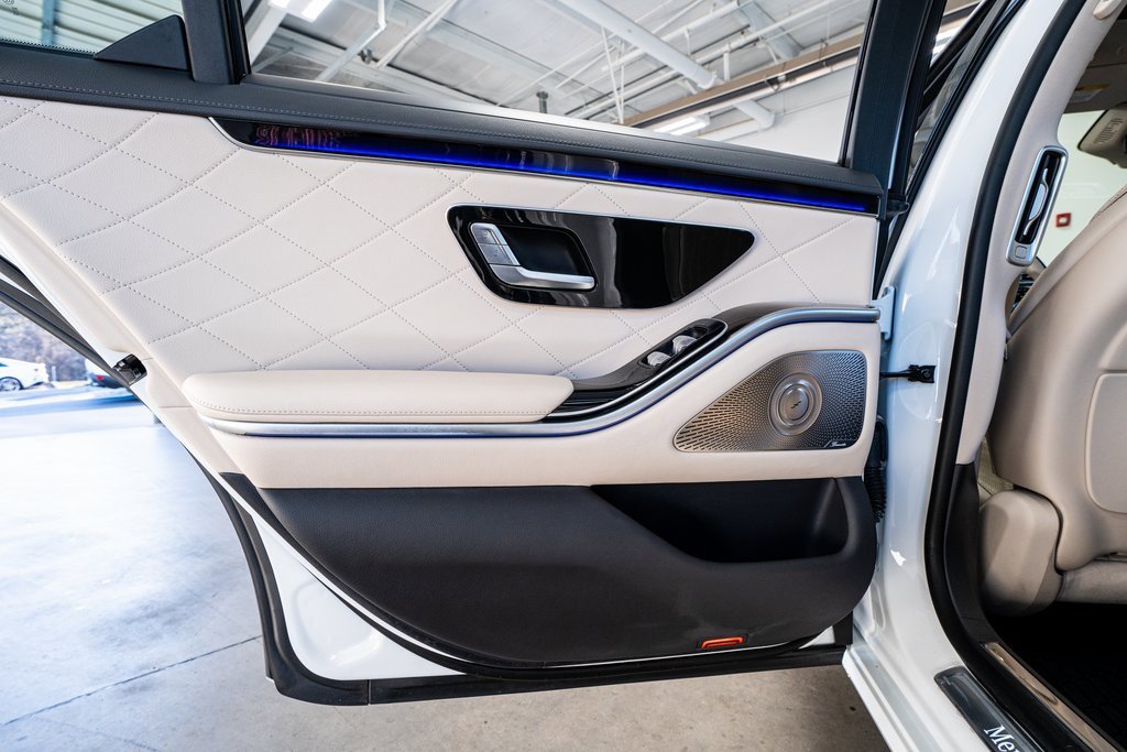 Used 2024 Mercedes-Benz S 580 S 580 image 53