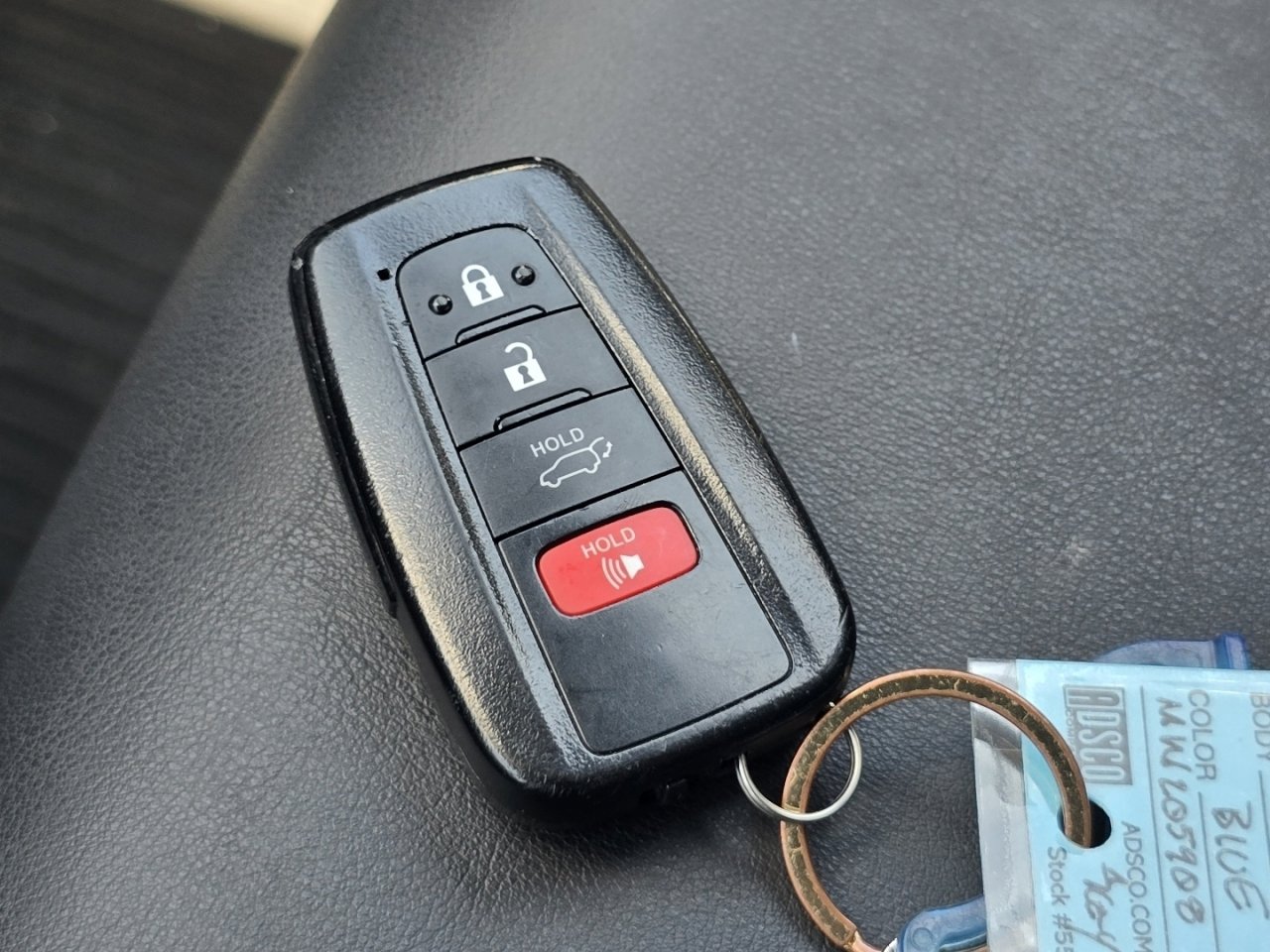 Certified 2021 Toyota RAV4 XLE Premium AWD/4WD image 33
