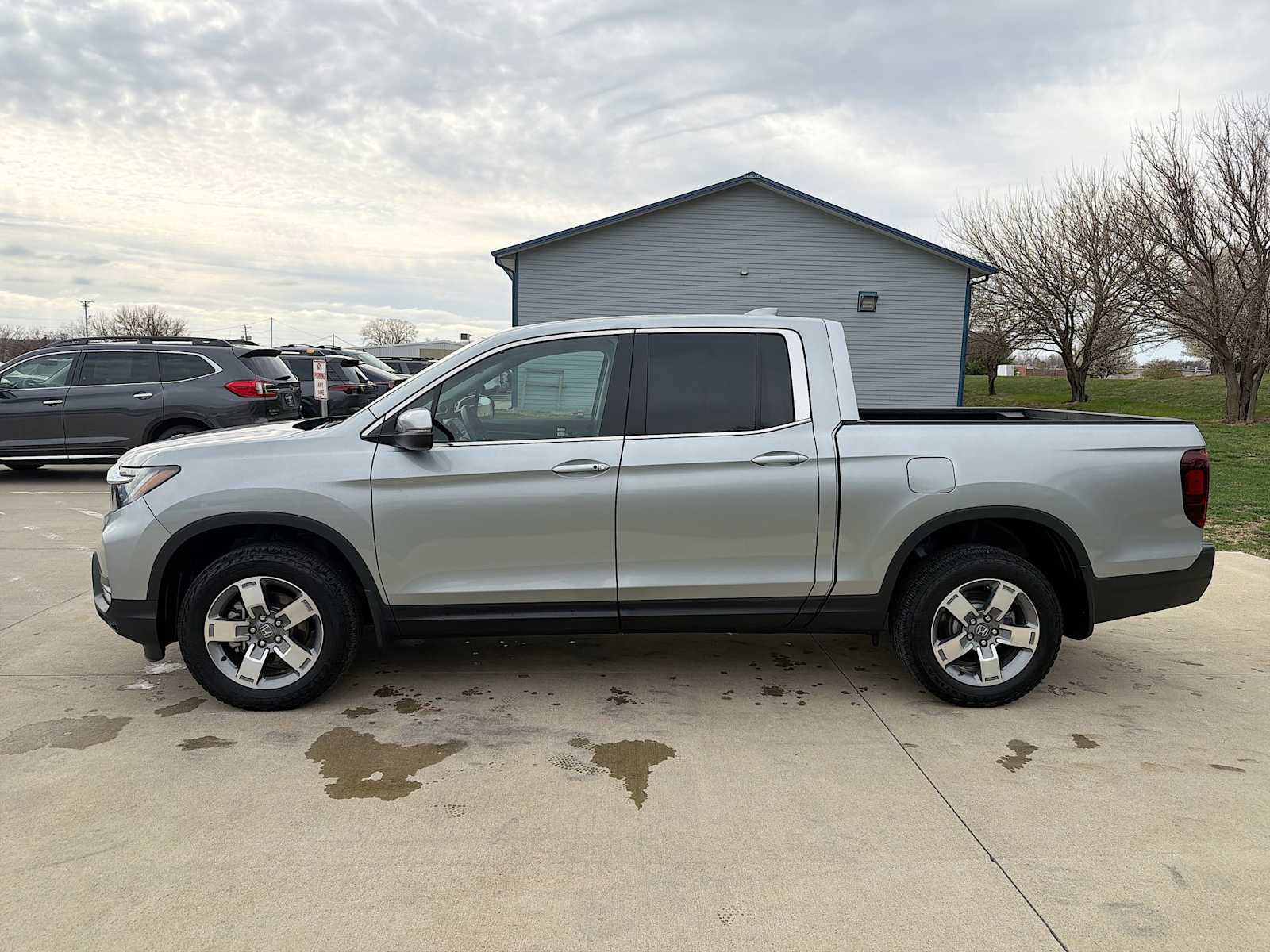 Used 2025 Honda Ridgeline RTL image 3
