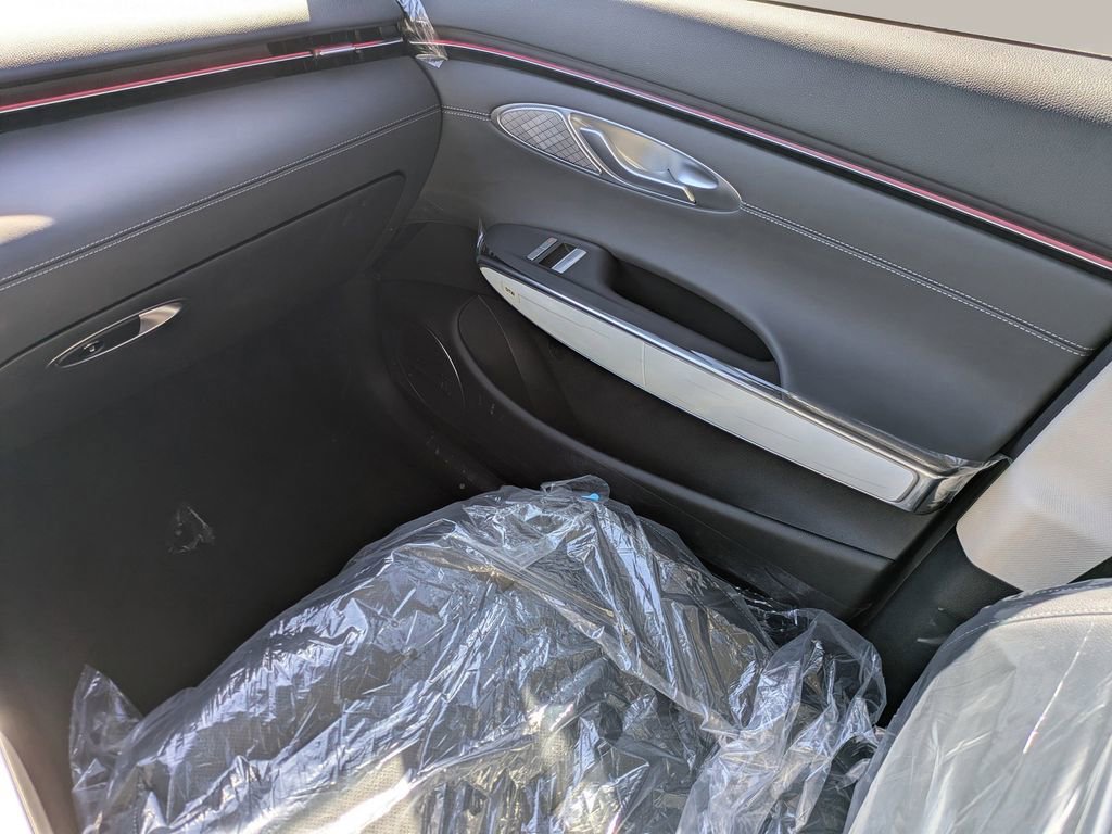 New 2026 Genesis GV70 2.5T Select image 15