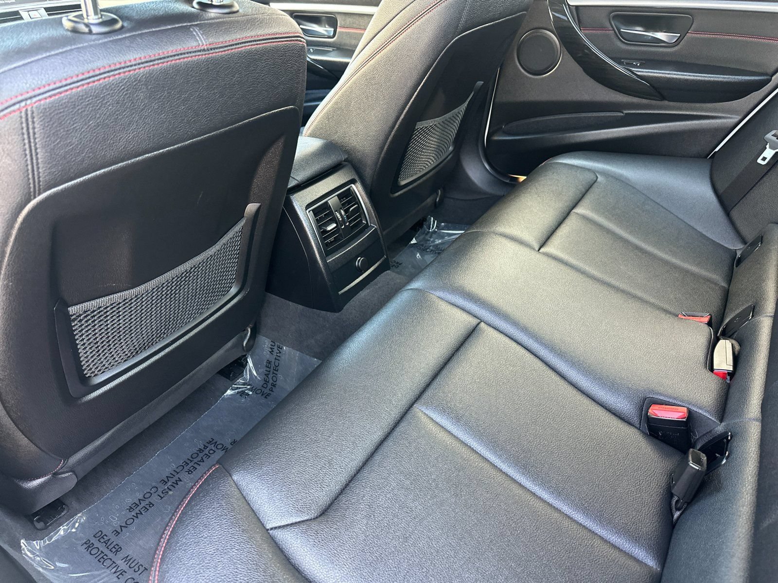 Used 2018 BMW 330e w/ Convenience Package RWD image 13