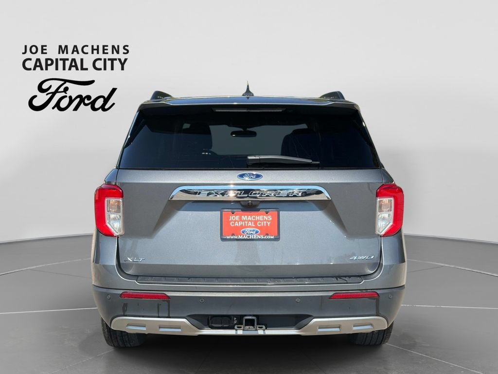 Used 2023 Ford Explorer XLT w/ Equipment Group 202A AWD/4WD image 6