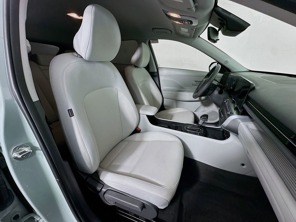 Used 2024 Hyundai Kona SEL image 27