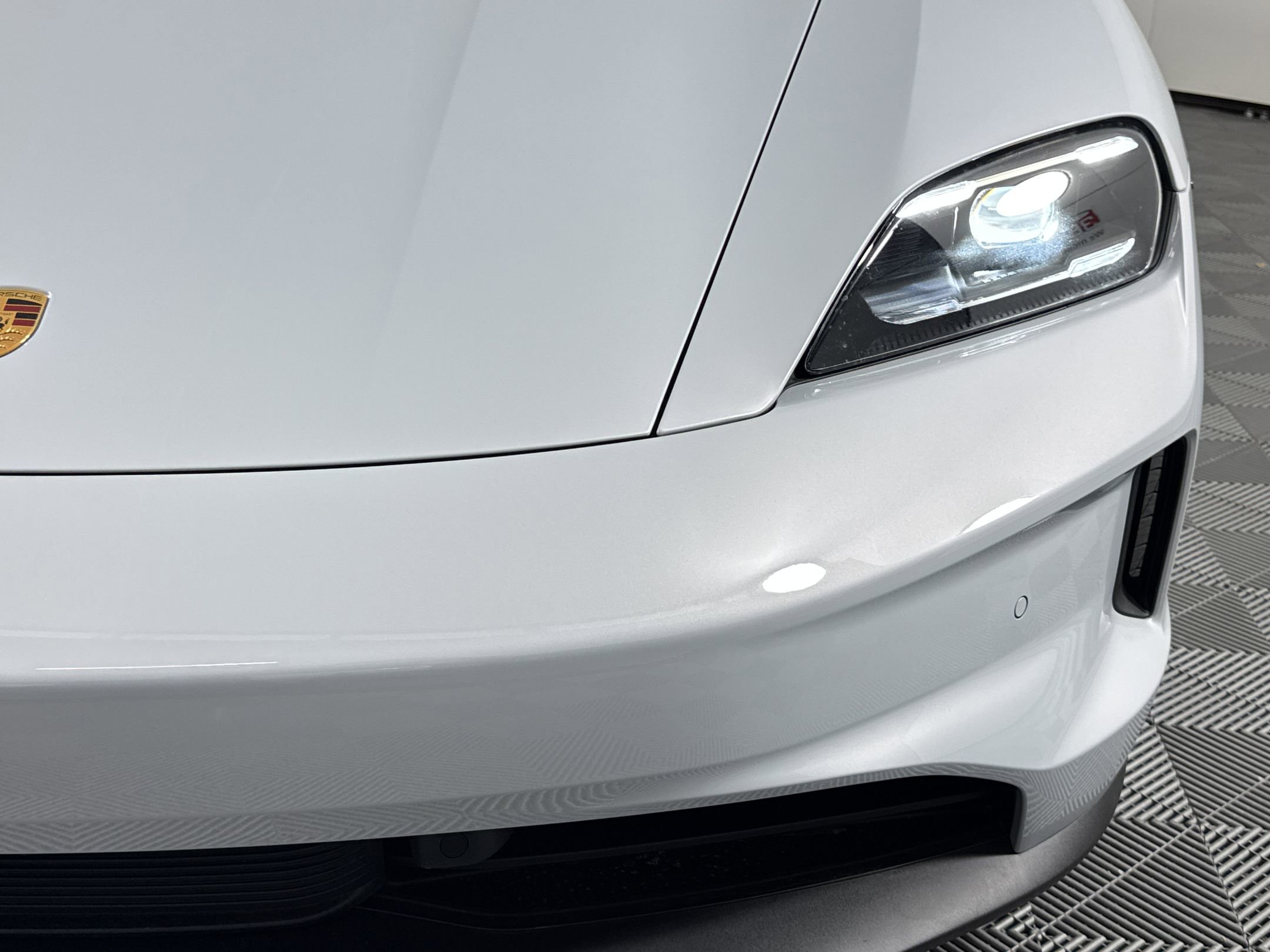 New 2026 Porsche Taycan image 11