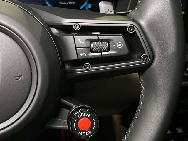 Certified 2025 Porsche 911 Carrera S RWD image 41