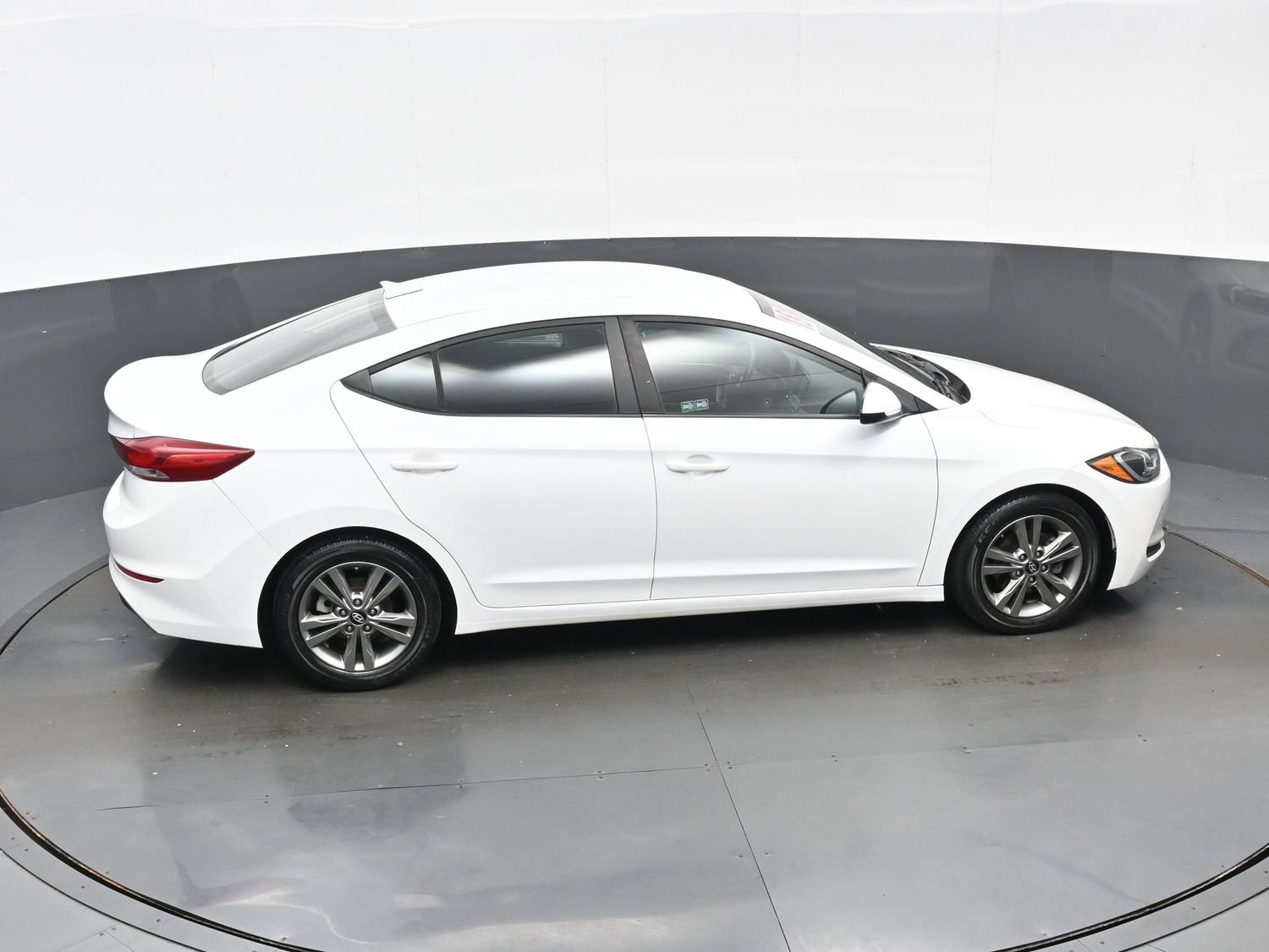Used 2018 Hyundai Elantra SEL FWD image 39