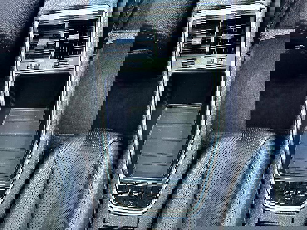 Used 2017 Porsche Panamera 4 image 17