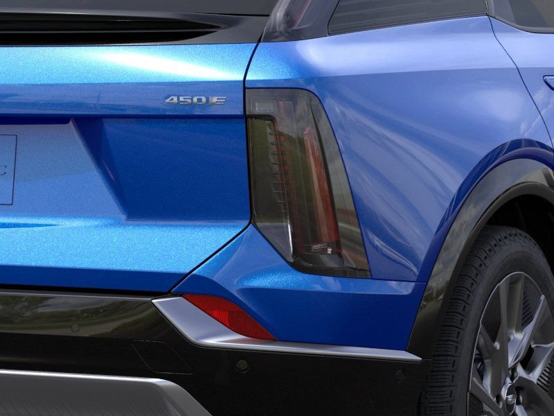 New 2026 Cadillac Optiq Luxury 2 RWD image 11