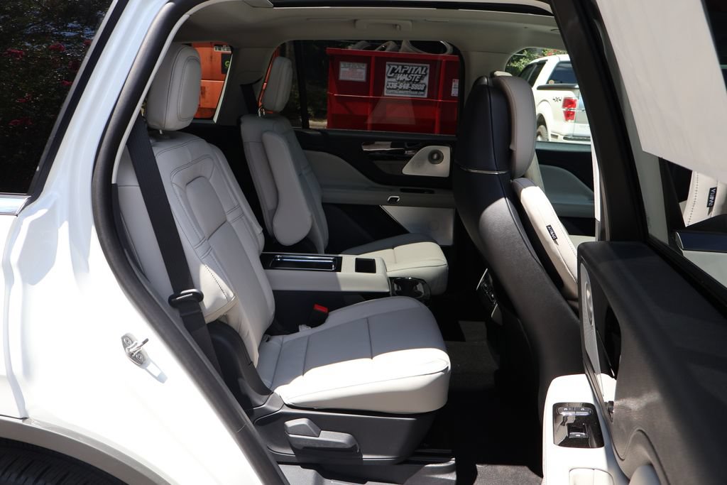 New 2026 Lincoln Aviator Reserve AWD/4WD image 28