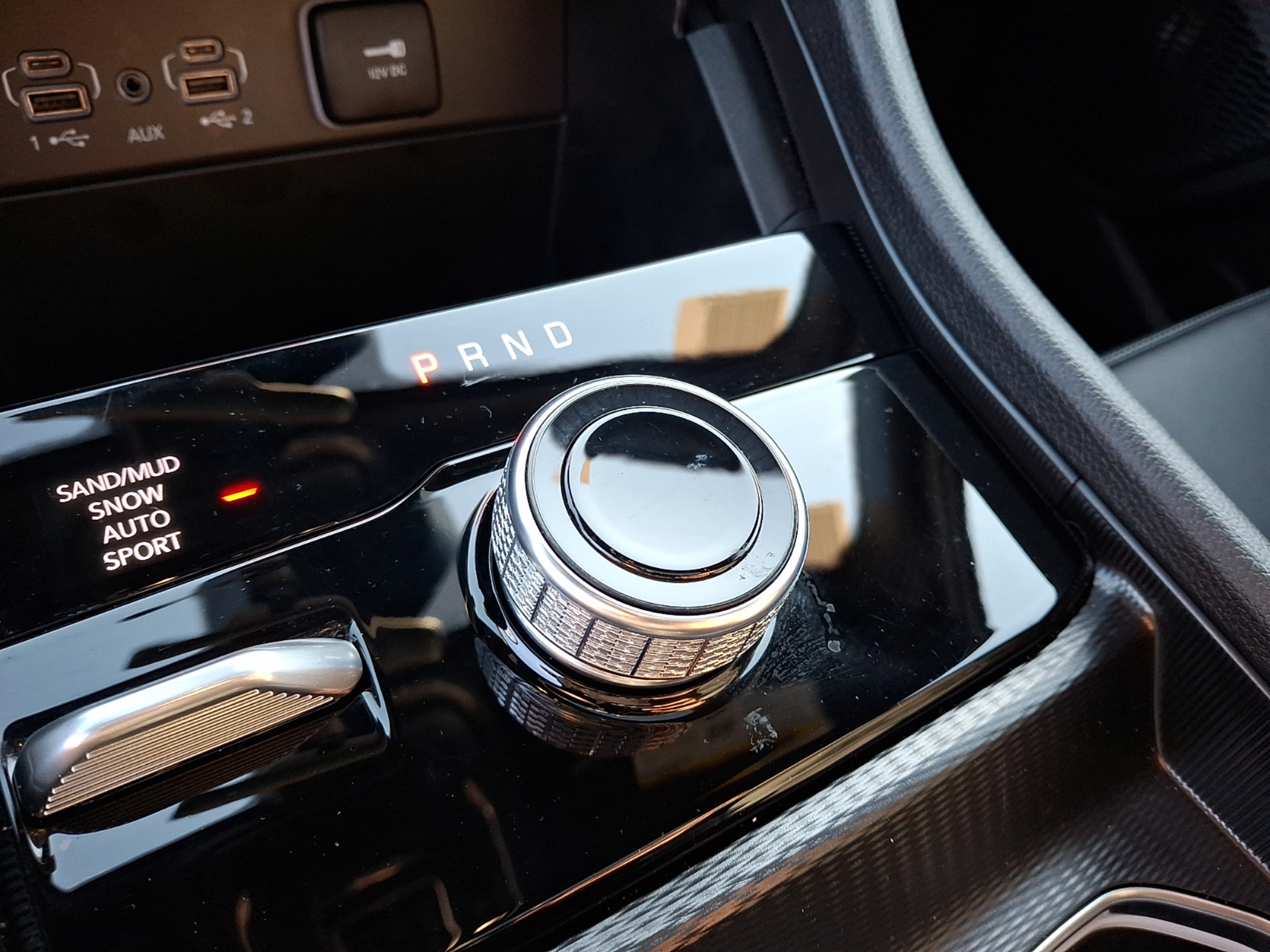 New 2025 Jeep Grand Cherokee Limited AWD/4WD image 9