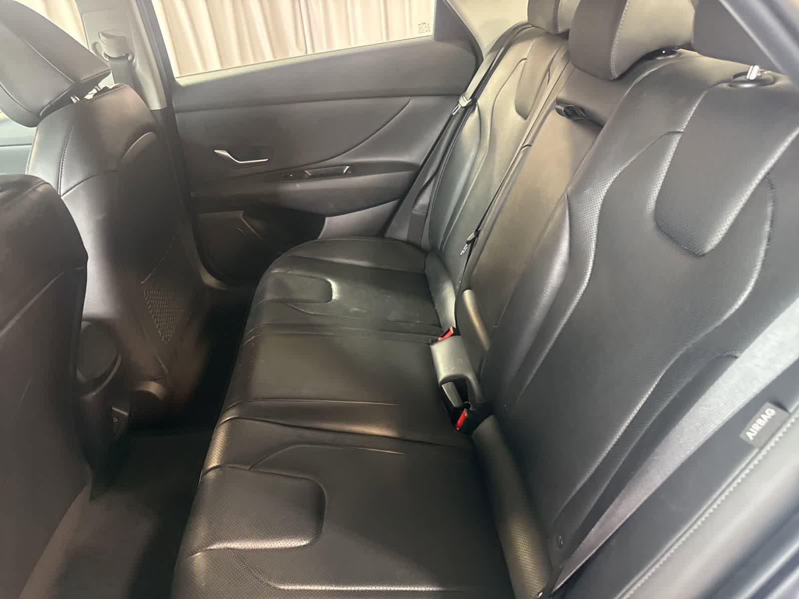 Used 2024 Hyundai Elantra Limited FWD image 16