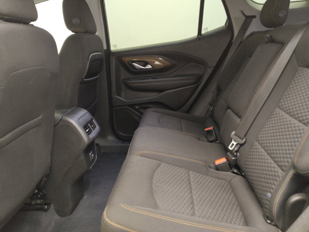 Used 2020 GMC Terrain SLE FWD image 18