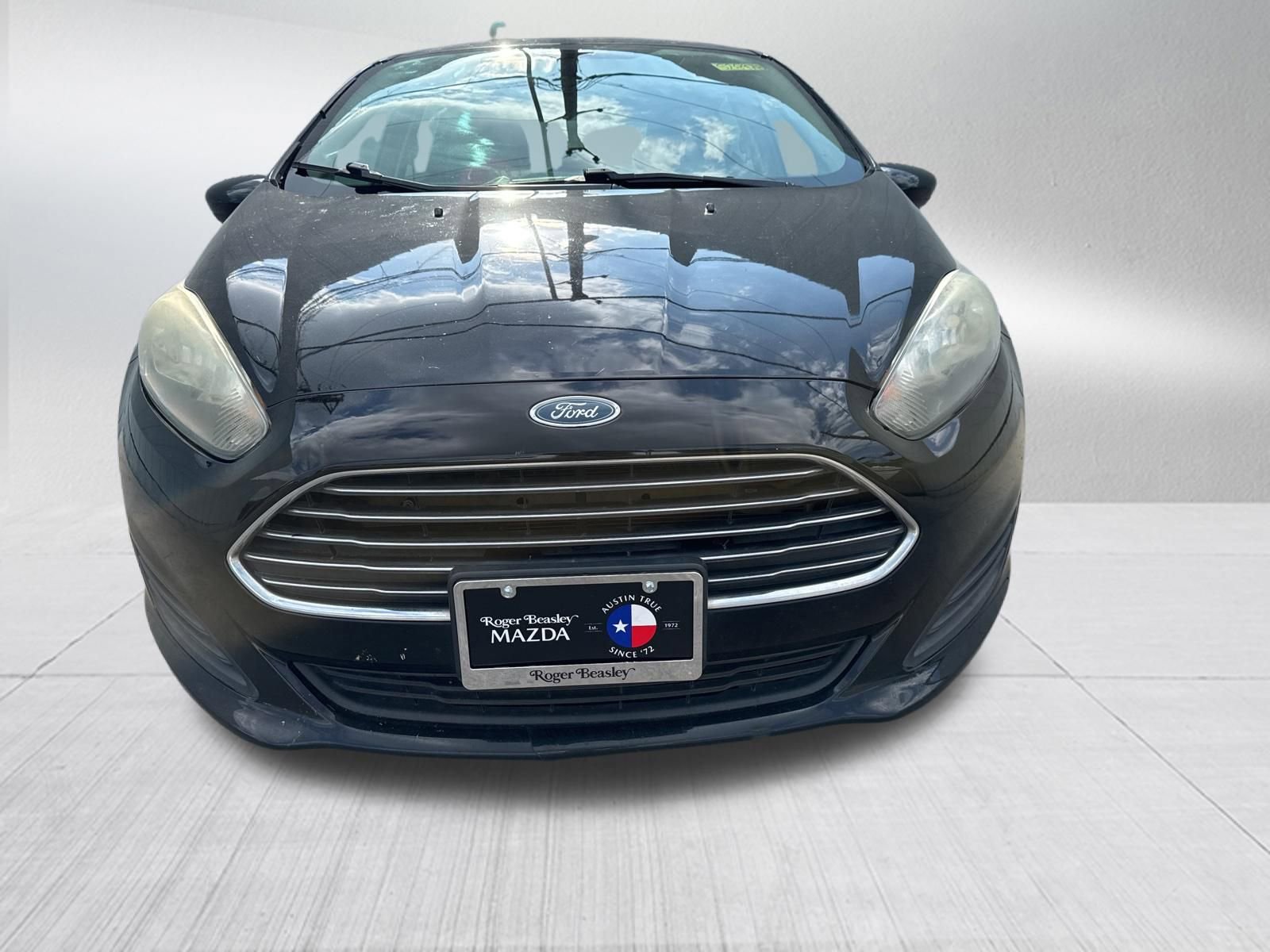 Used 2017 Ford Fiesta S FWD image 2