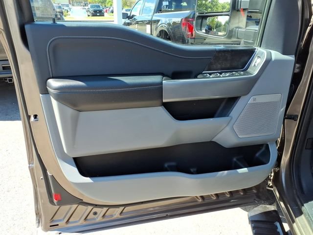 Used 2023 Ford F250 XLT w/ XLT Premium Package AWD/4WD image 21