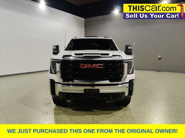 Used 2024 GMC Sierra 2500 Pro AWD/4WD image 2