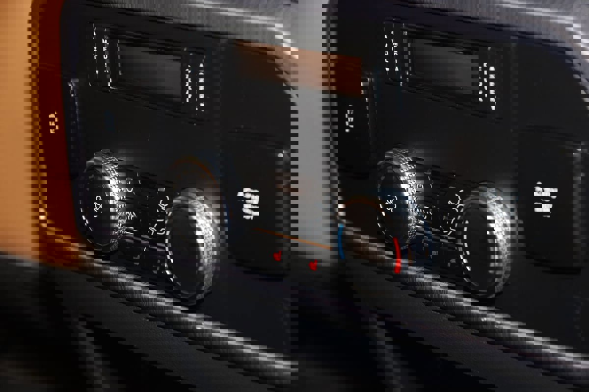 Used 2024 Ford Expedition Max Platinum AWD/4WD image 16