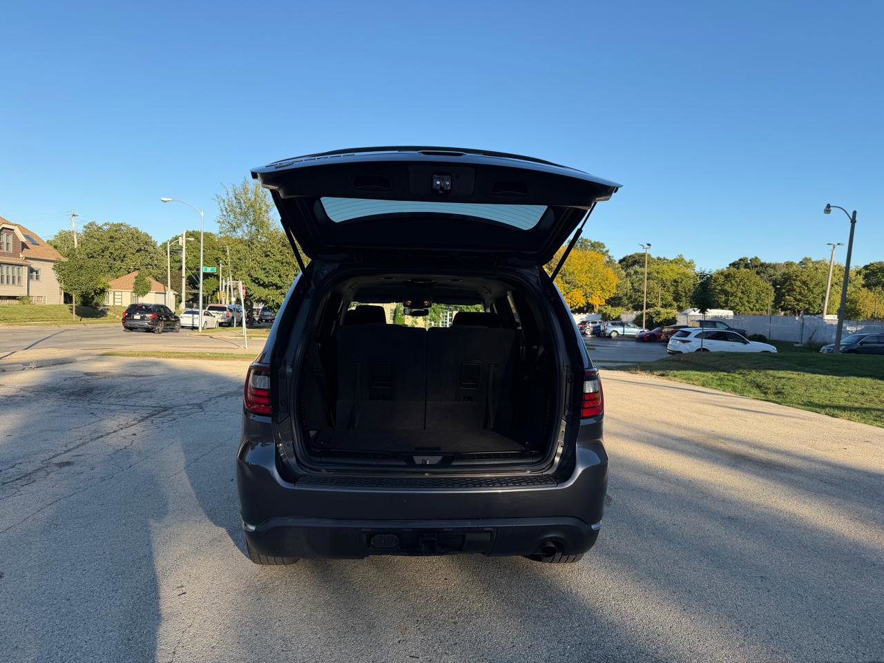 Used 2019 Dodge Durango SXT w/ Trailer Tow Group IV AWD/4WD image 8