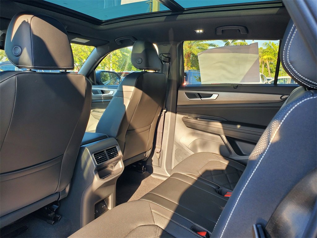New 2026 Volkswagen Atlas Cross Sport SE image 5
