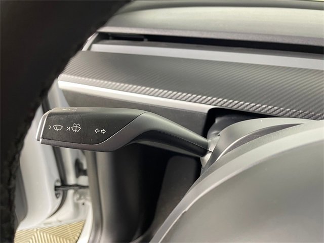 Used 2020 Tesla Model Y Performance image 12