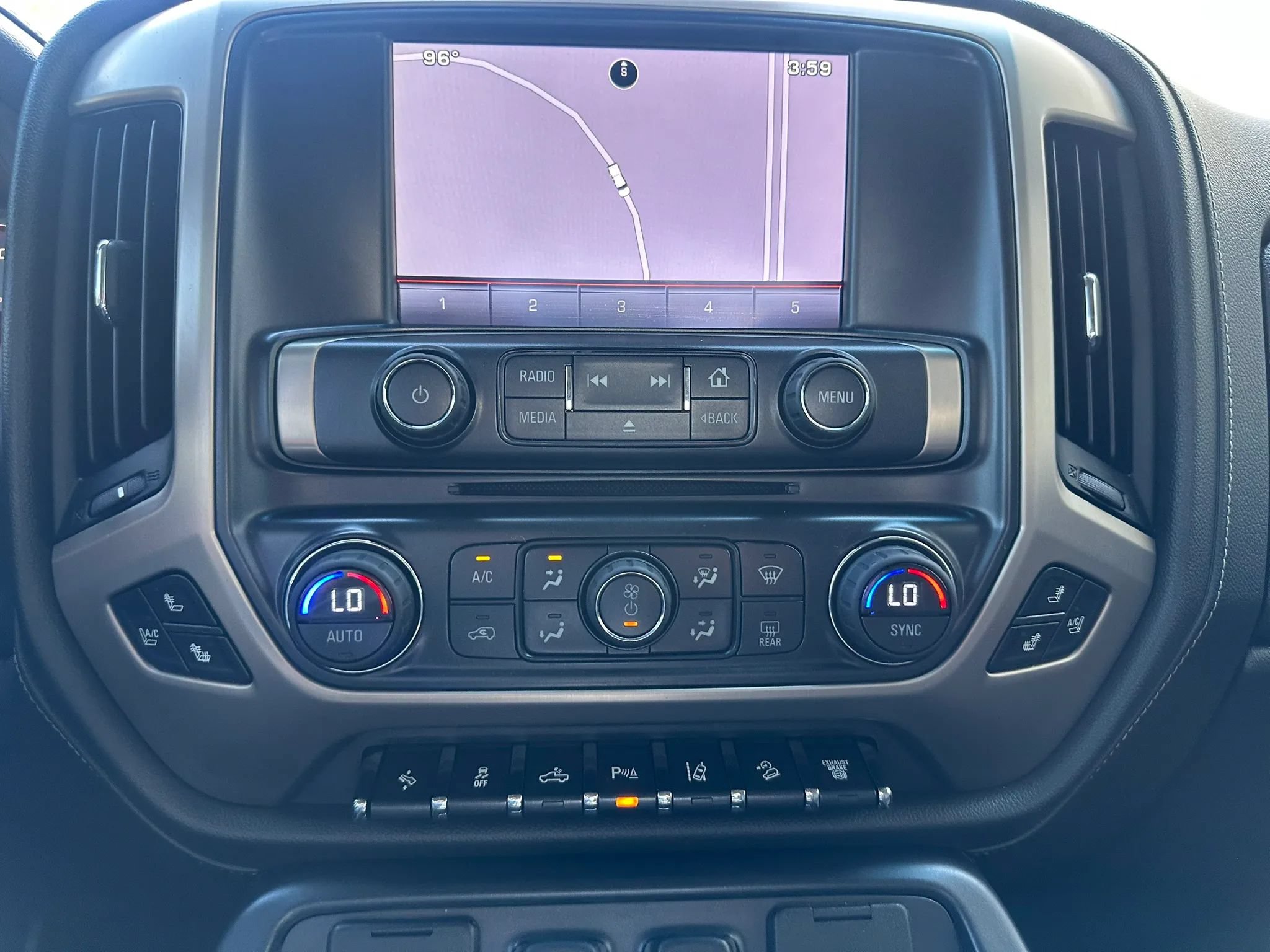 Used 2015 GMC Sierra 3500 Denali AWD/4WD image 45