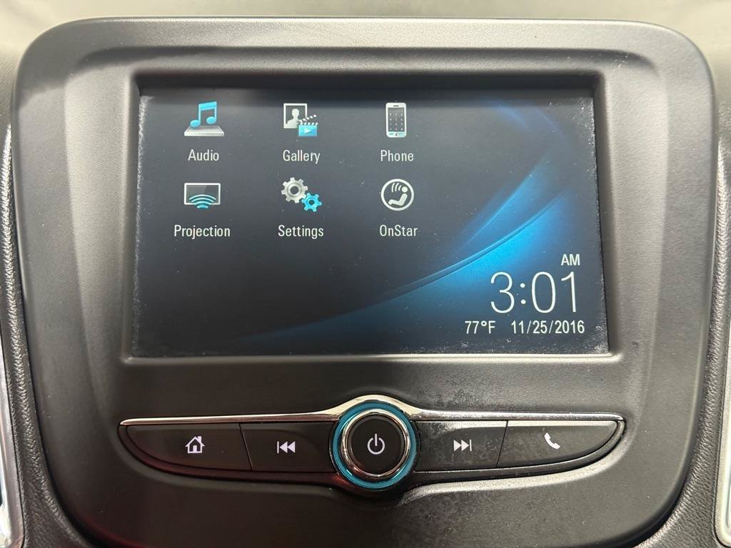 Used 2017 Chevrolet Malibu LT FWD image 17