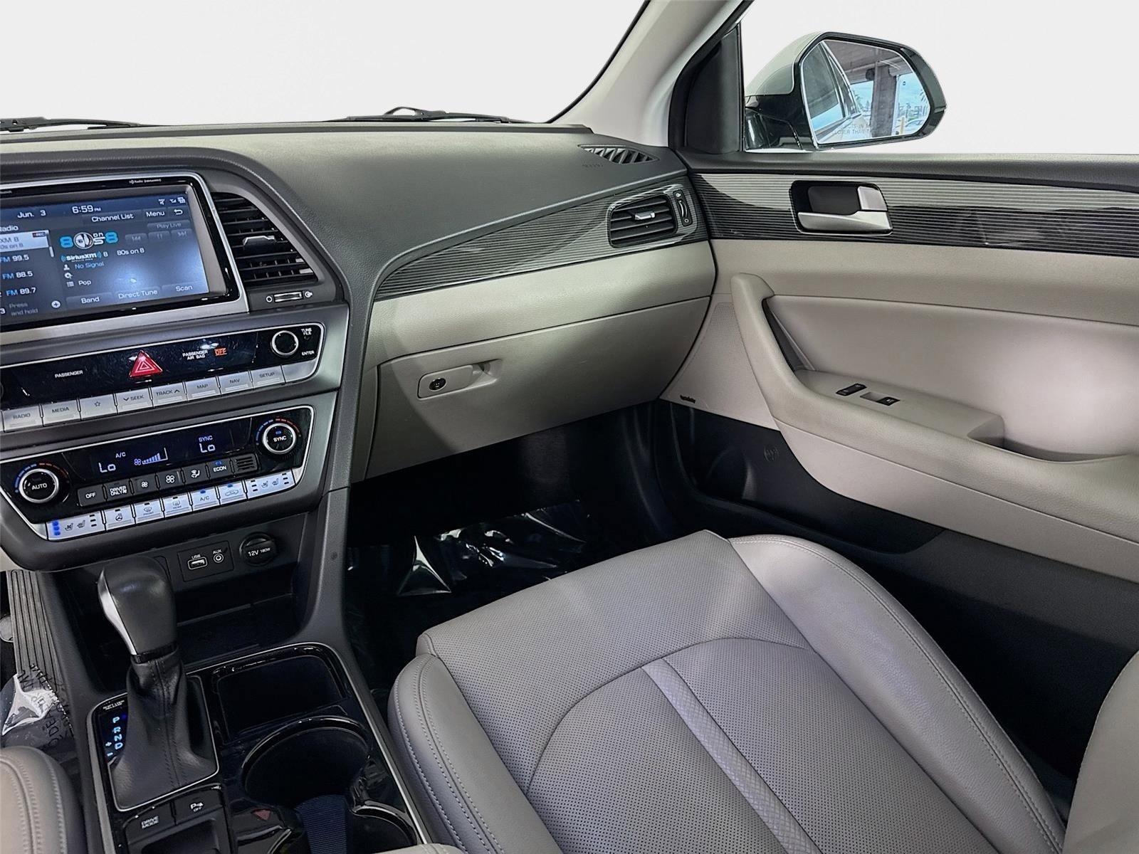 Used 2019 Hyundai Sonata Limited w/ Ultimate Package 02 FWD image 27
