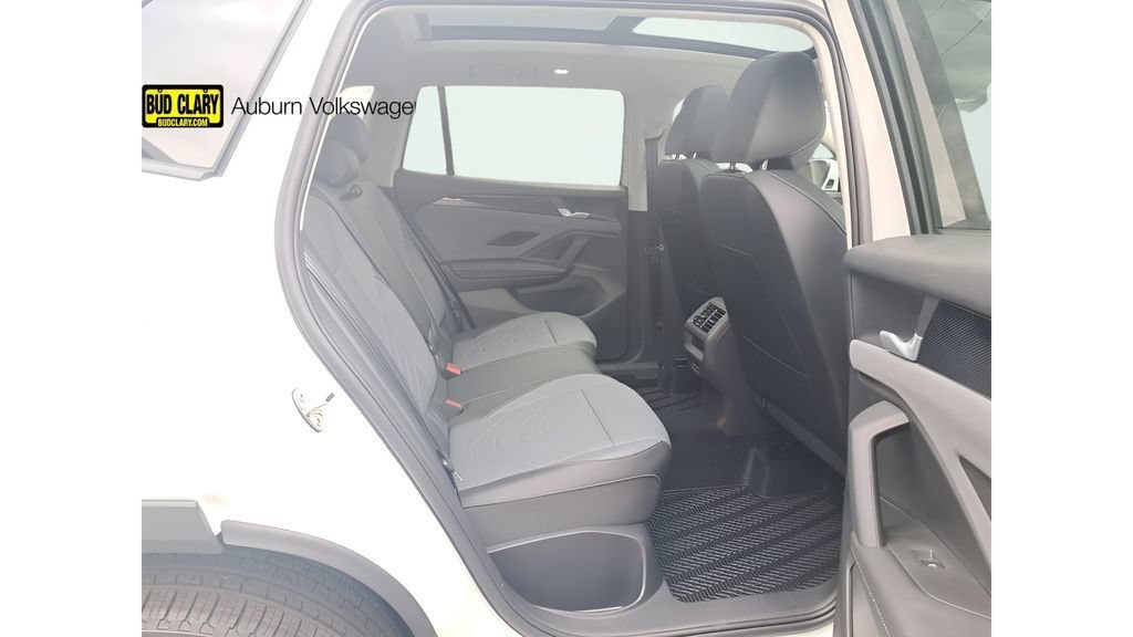 New 2026 Volkswagen Tiguan SE AWD/4WD image 25