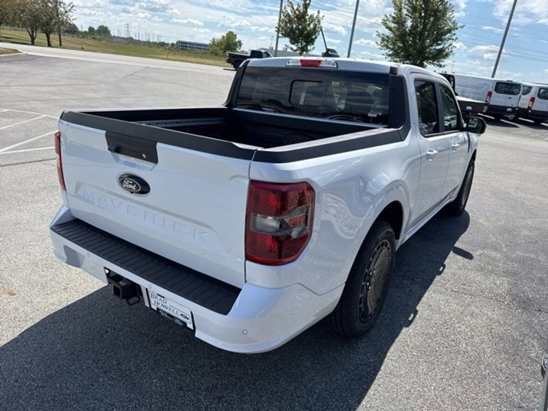 New 2025 Ford Maverick Lobo image 6