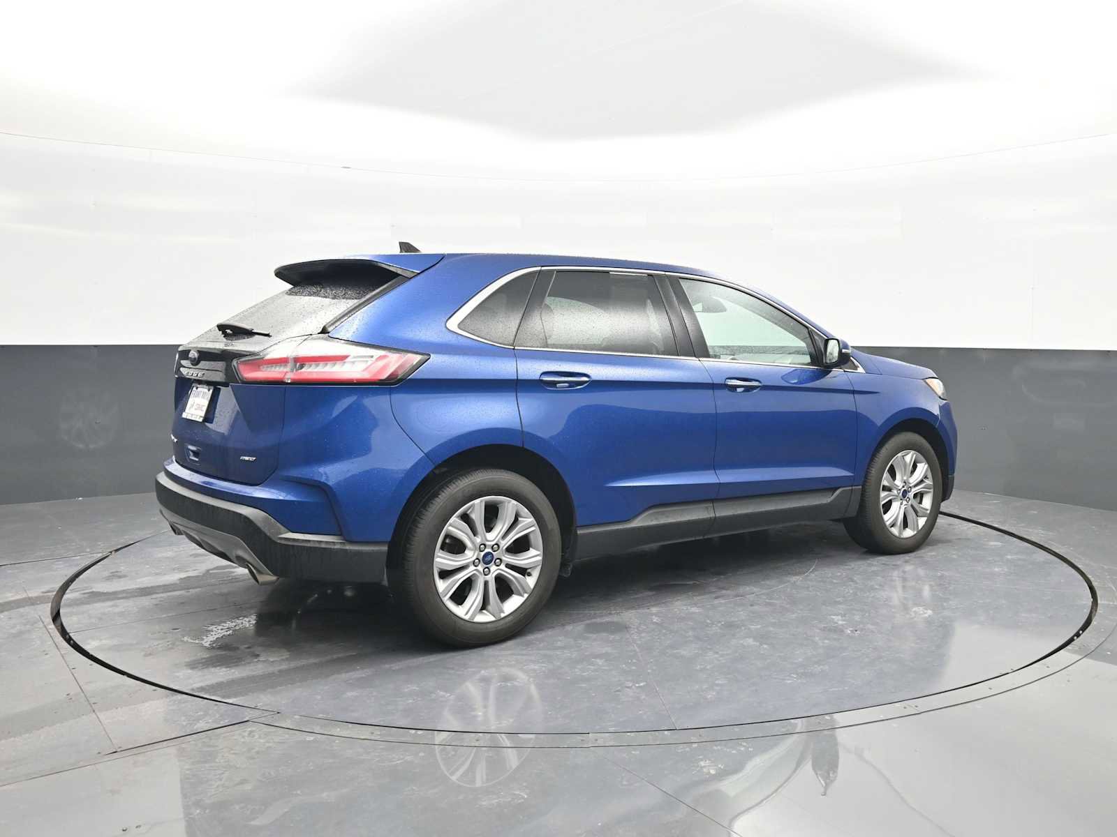 Used 2022 Ford Edge Titanium image 8