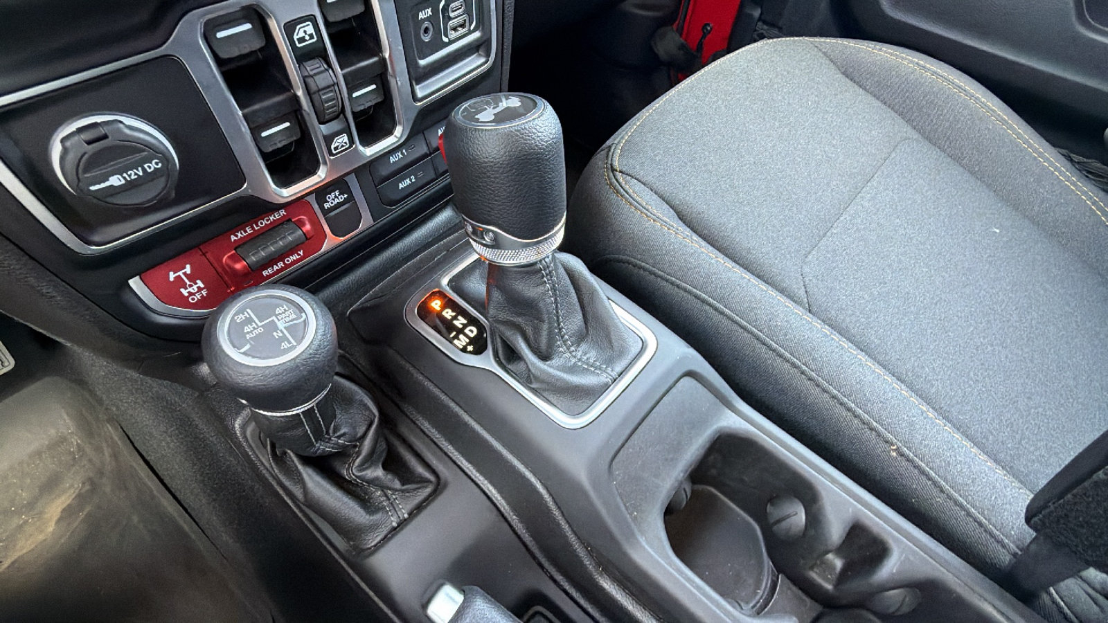 Used 2025 Jeep Wrangler Unlimited Sport S 4xe AWD/4WD image 30