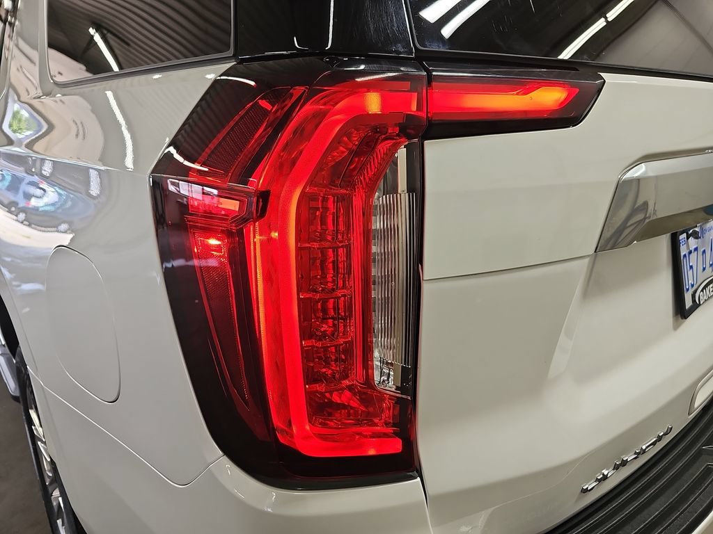Used 2023 GMC Yukon Denali AWD/4WD image 37