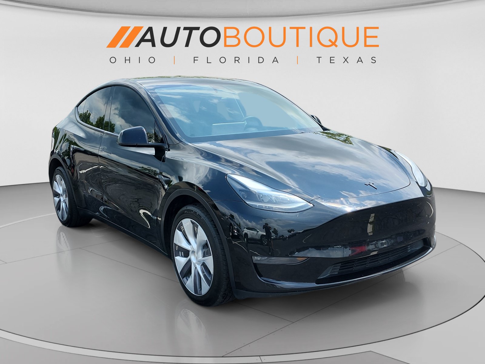 Used 2024 Tesla Model Y Long Range AWD/4WD image 8