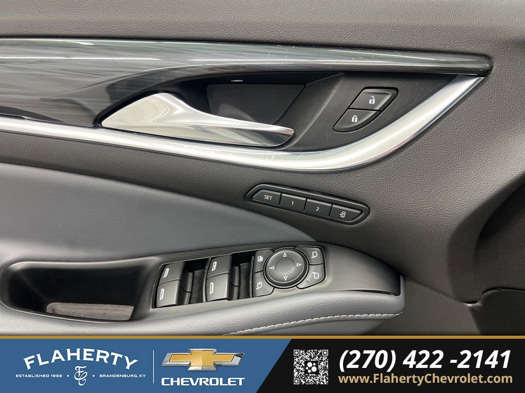 Used 2024 Buick Enclave Premium image 21