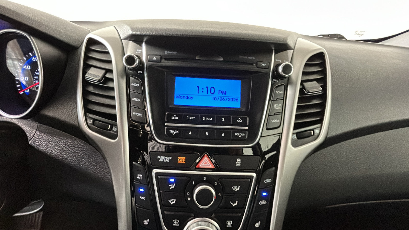 Used 2016 Hyundai Elantra GT FWD image 27