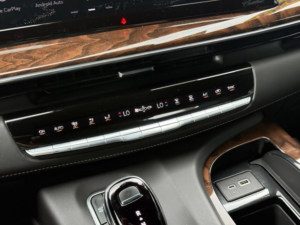 Used 2021 Cadillac Escalade ESV Sport Platinum AWD/4WD image 37