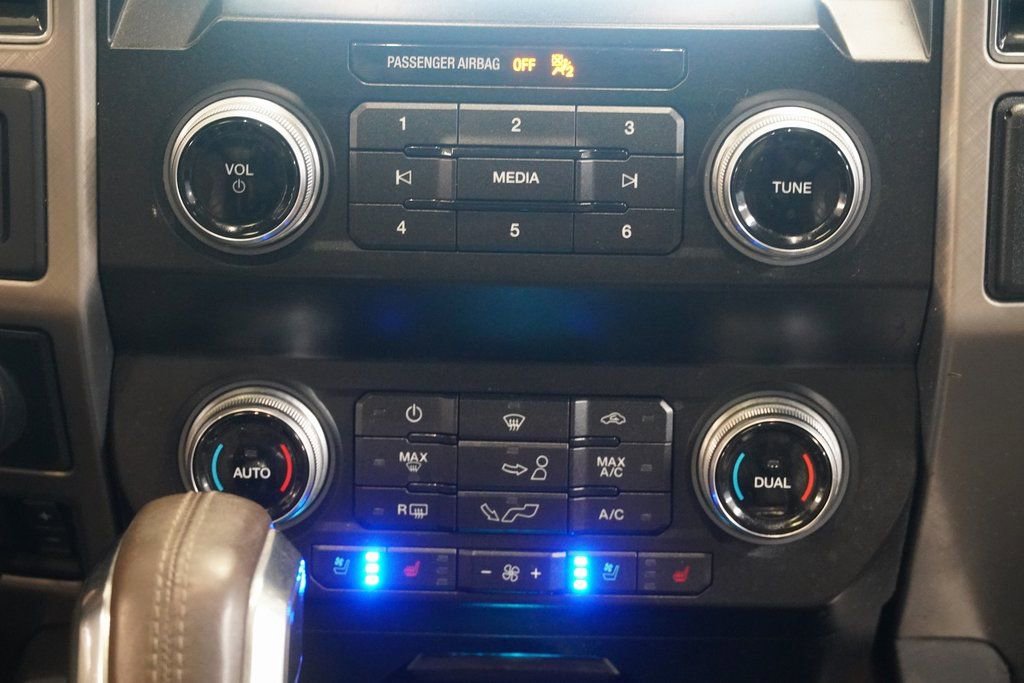 Used 2019 Ford F150 Limited w/ Trailer Tow Package image 20