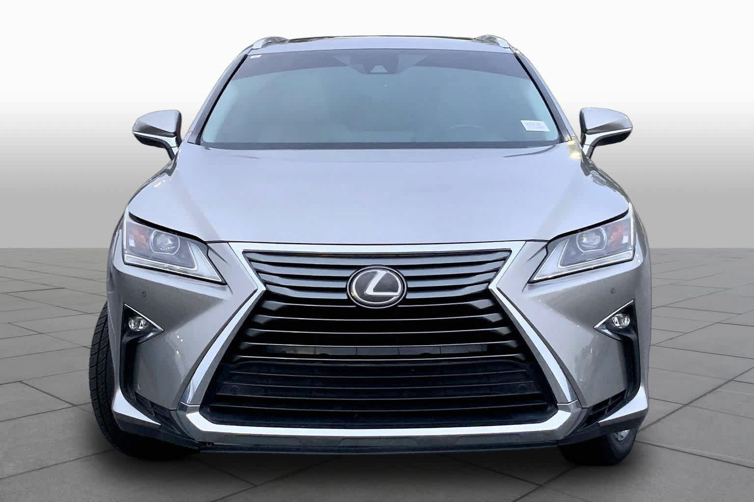 Used 2018 Lexus RX 350L FWD image 4