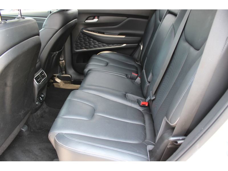 Used 2023 Hyundai Santa Fe Limited image 23