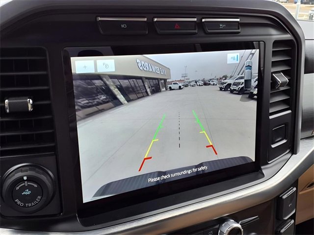 Used 2023 Ford F150 Lariat w/ Trailer Tow Package image 11
