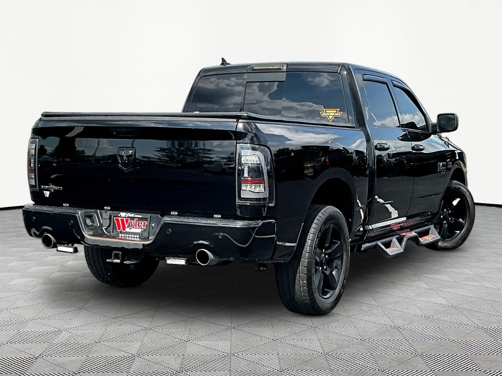 Used 2019 RAM 1500 Lone Star RWD image 6