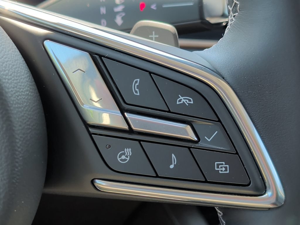 Used 2024 Buick Envision Avenir AWD/4WD image 13