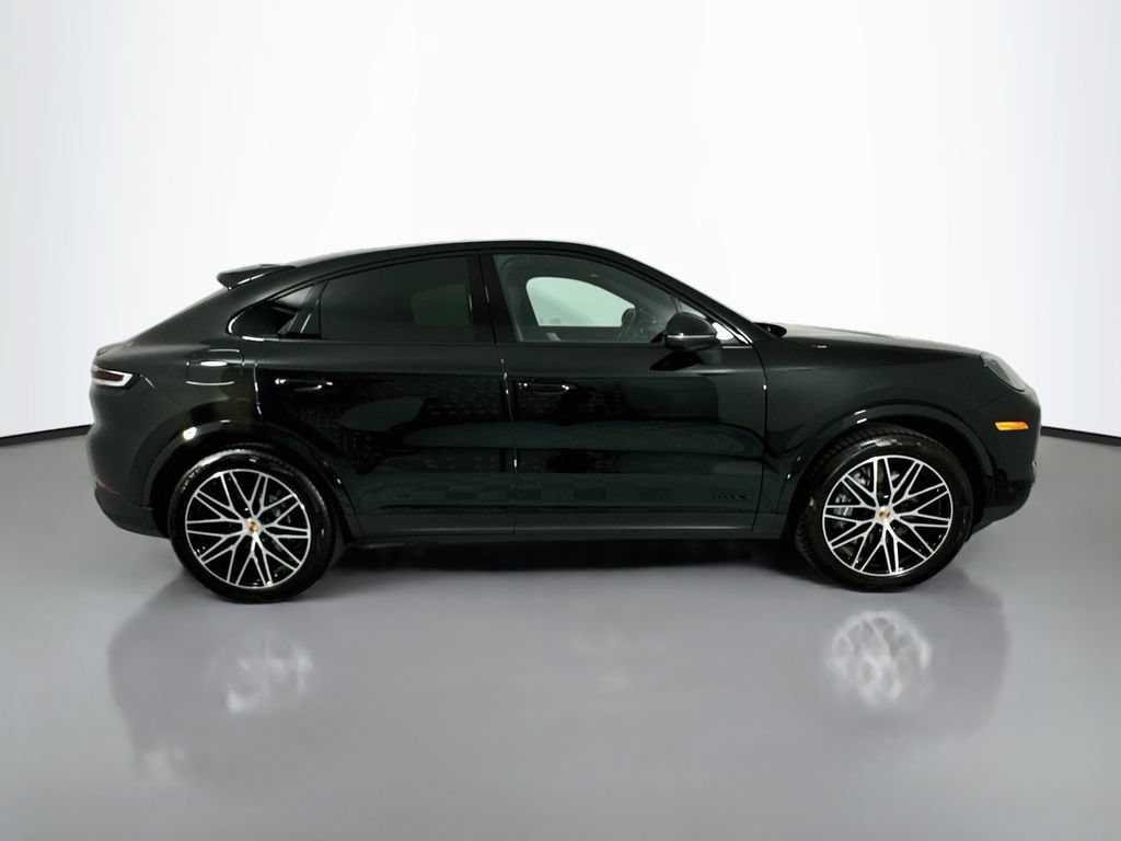 Certified 2026 Porsche Cayenne Coupe AWD/4WD image 8