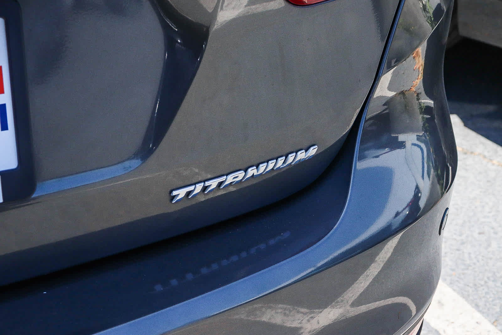 Used 2017 Ford Focus Titanium FWD image 14