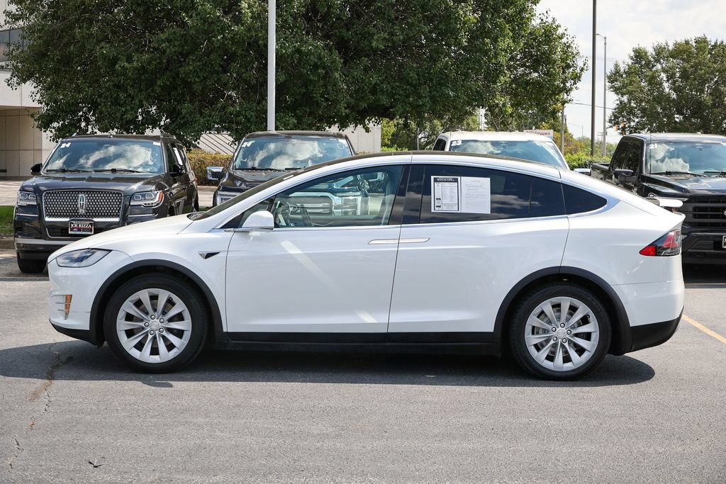 Used 2020 Tesla Model X Long Range AWD/4WD image 21