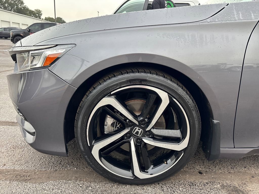 Used 2020 Honda Accord Sport image 32