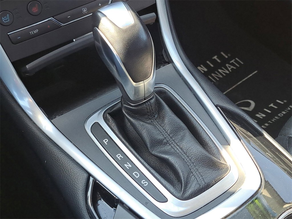 Used 2018 Ford Edge Titanium w/ Equipment Group 301A image 18