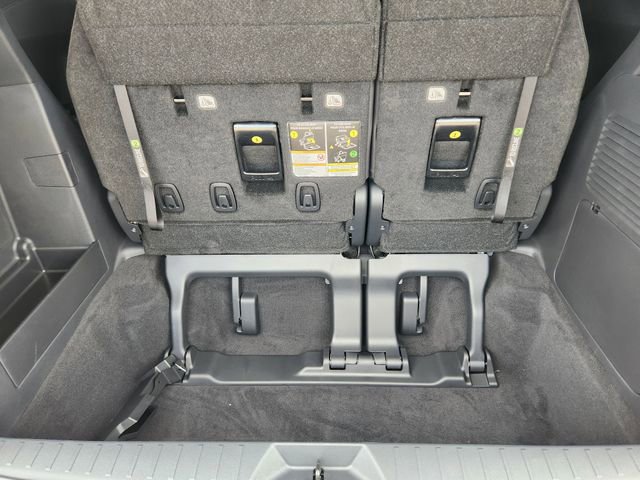 New 2026 Toyota Sienna Platinum AWD/4WD image 28