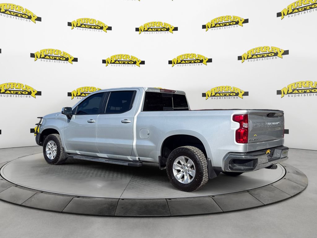 Used 2021 Chevrolet Silverado 1500 LT w/ Convenience Package II image 3