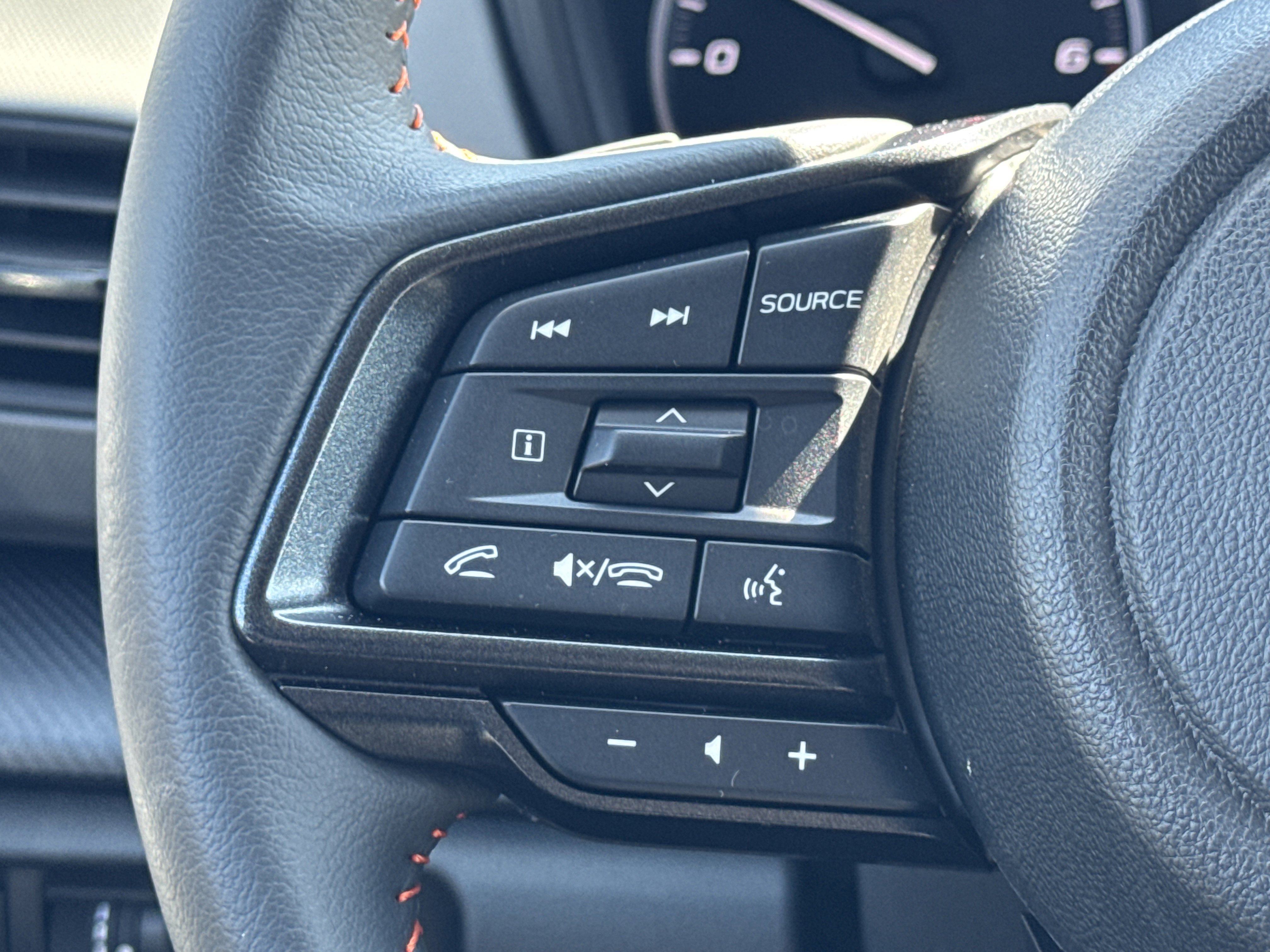 Certified 2025 Subaru Crosstrek 2.5i Limited image 5