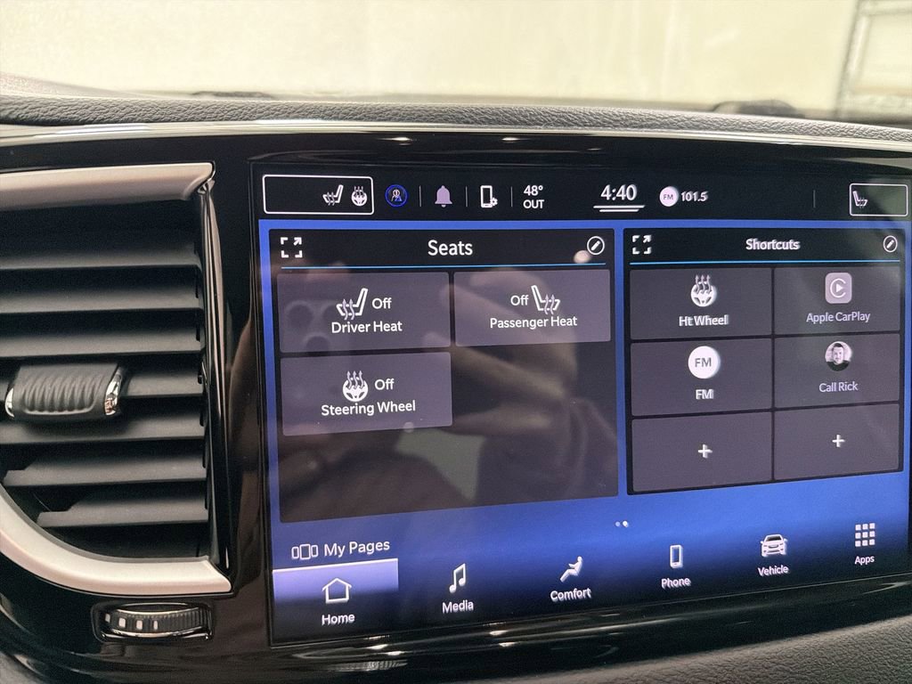 Used 2022 Chrysler Pacifica Touring-L image 33